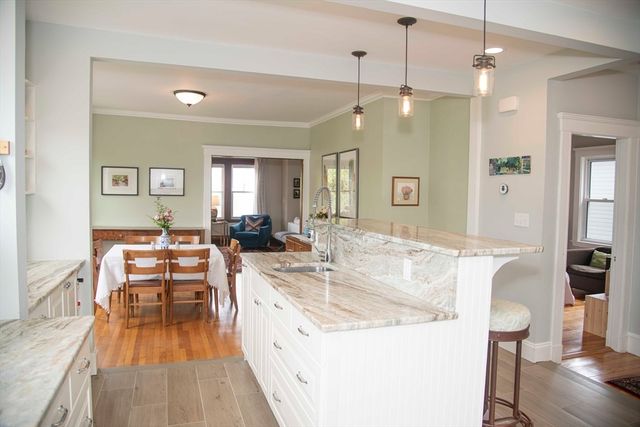 3 Chester Rd 3, Belmont, MA 02478