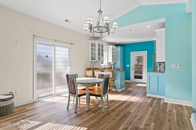 107 SE 71st Street, Oak Island, NC 28465