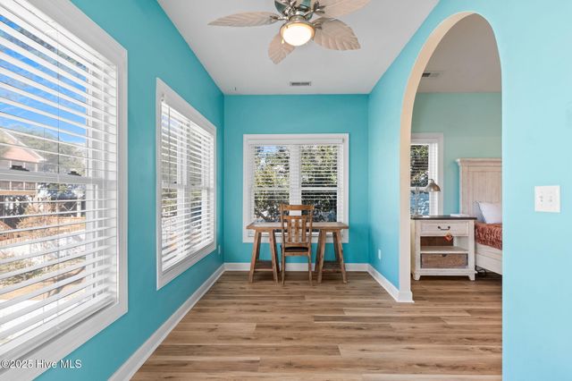 107 SE 71st Street, Oak Island, NC 28465