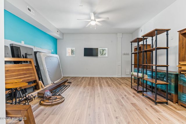 107 SE 71st Street, Oak Island, NC 28465