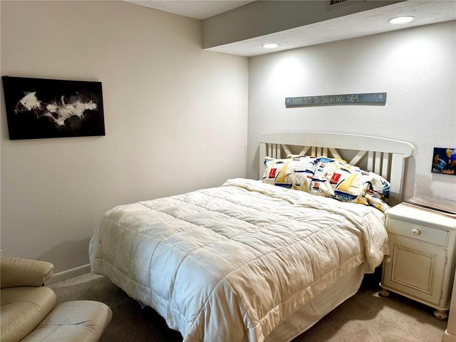 1001 POINT OF ROCKS ROAD 312, Sarasota, FL 34242