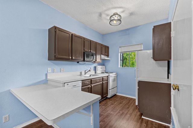 3206 King ST 204, Austin, TX 78705