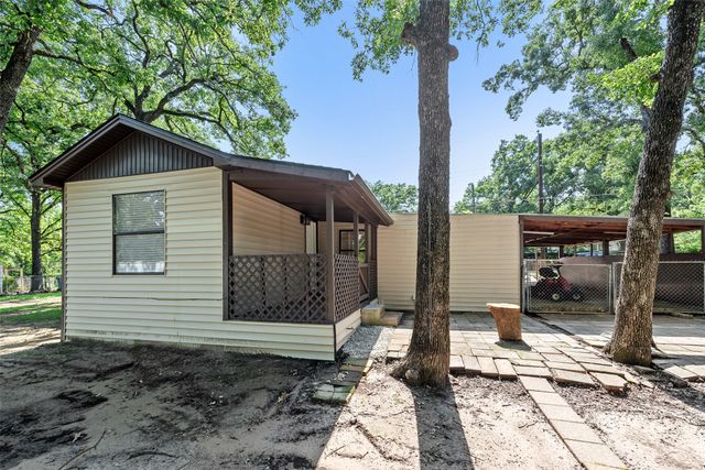 176 Forest Lane, Gun Barrel City, TX 75156
