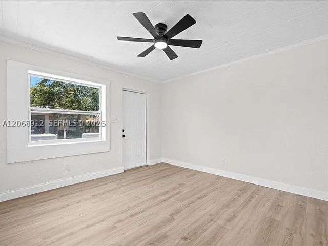 1031 22nd St, West Palm Beach, FL 33407