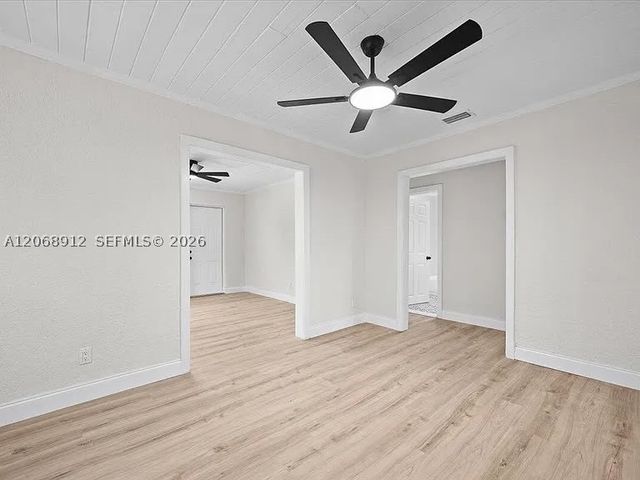 1031 22nd St, West Palm Beach, FL 33407
