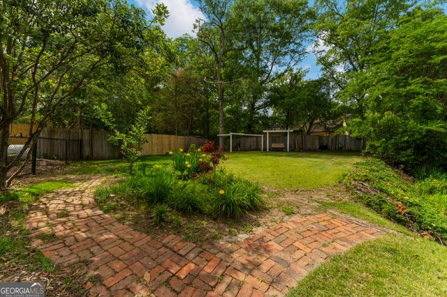 603 Piney Woods Drive, Lagrange, GA 30240
