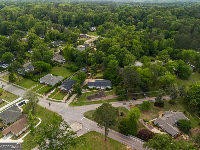 603 Piney Woods Drive, Lagrange, GA 30240