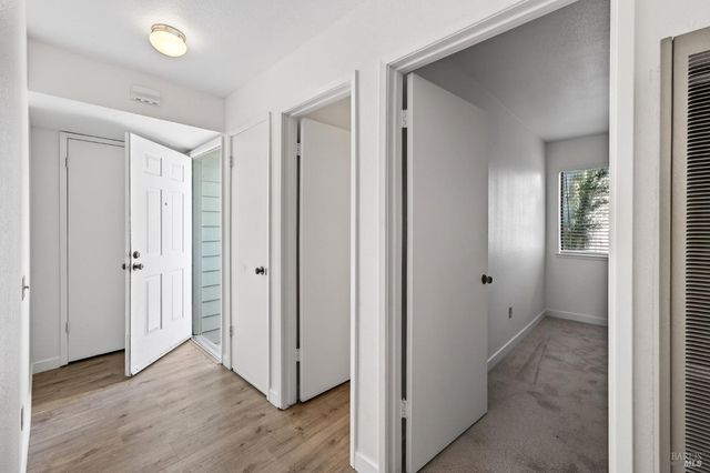 230 Courtyards E, Windsor, CA 95492