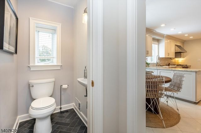 2 Hemlock Ct, Maplewood Twp., NJ 07040