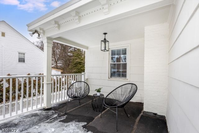 2 Hemlock Ct, Maplewood Twp., NJ 07040