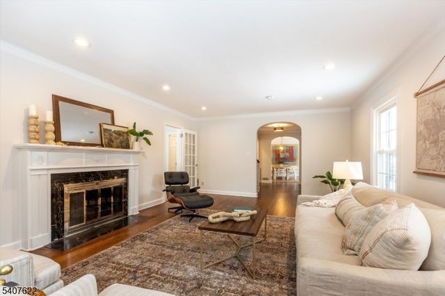 2 Hemlock Ct, Maplewood Twp., NJ 07040