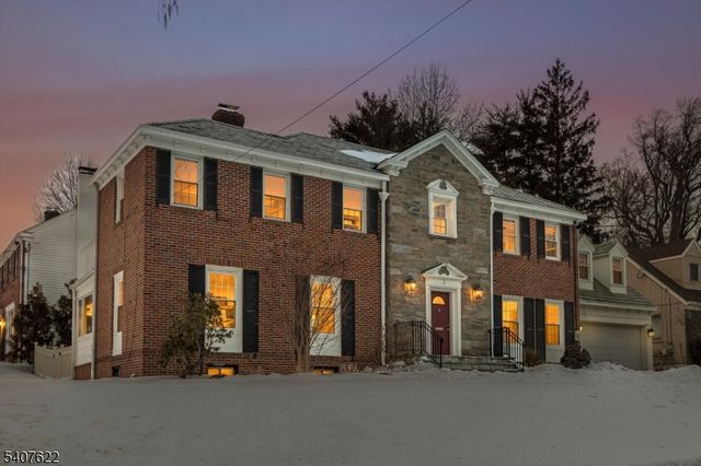 2 Hemlock Ct, Maplewood Twp., NJ 07040