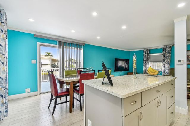 12651 SEMINOLE BOULEVARD 2C, Largo, FL 33778