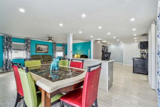 12651 SEMINOLE BOULEVARD 2C, Largo, FL 33778