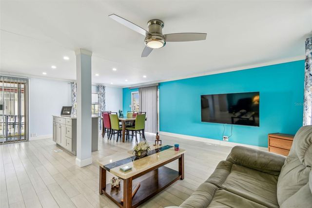 12651 SEMINOLE BOULEVARD 2C, Largo, FL 33778