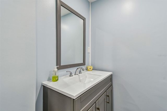 12651 SEMINOLE BOULEVARD 2C, Largo, FL 33778