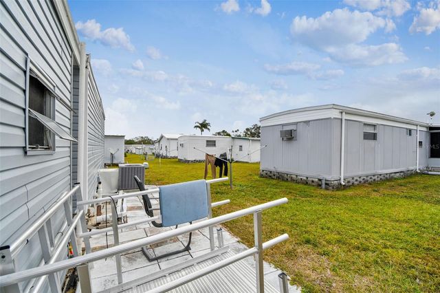 12651 SEMINOLE BOULEVARD 2C, Largo, FL 33778