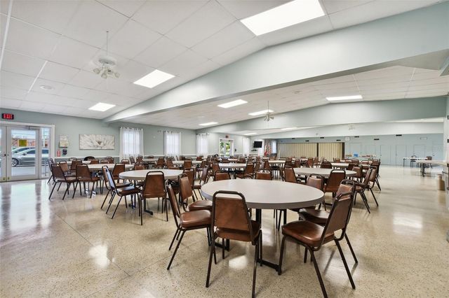 12651 SEMINOLE BOULEVARD 2C, Largo, FL 33778