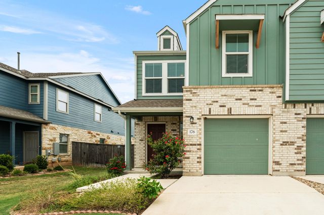 176 Andross LN, Bastrop, TX 78602