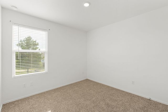 176 Andross LN, Bastrop, TX 78602