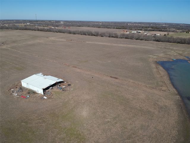5646 N US HIGHWAY 69 56 Ac, Celeste, TX 75423