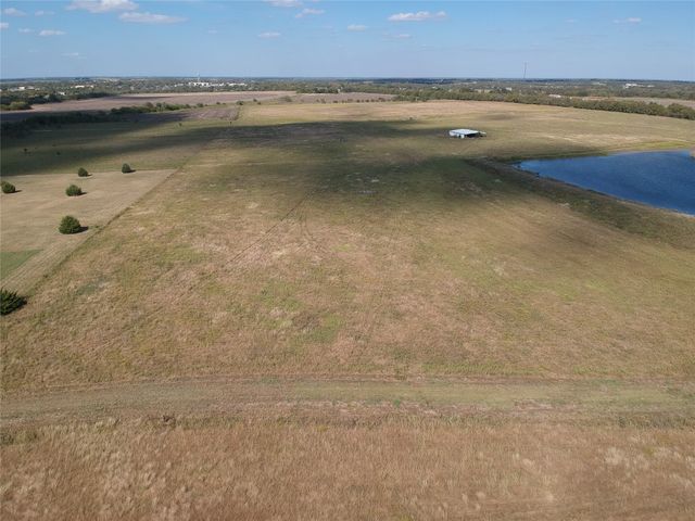 5646 N US HIGHWAY 69 56 Ac, Celeste, TX 75423