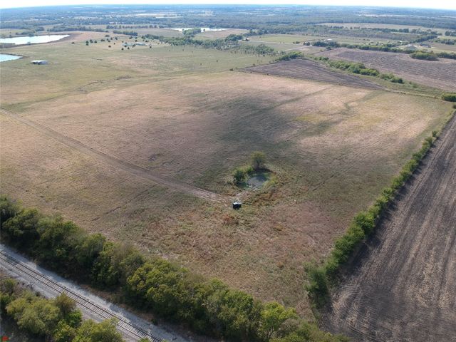 5646 N US HIGHWAY 69 56 Ac, Celeste, TX 75423