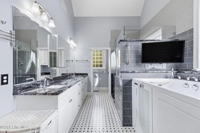 137 Plantation Passage Drive SE, Bolivia, NC 28422