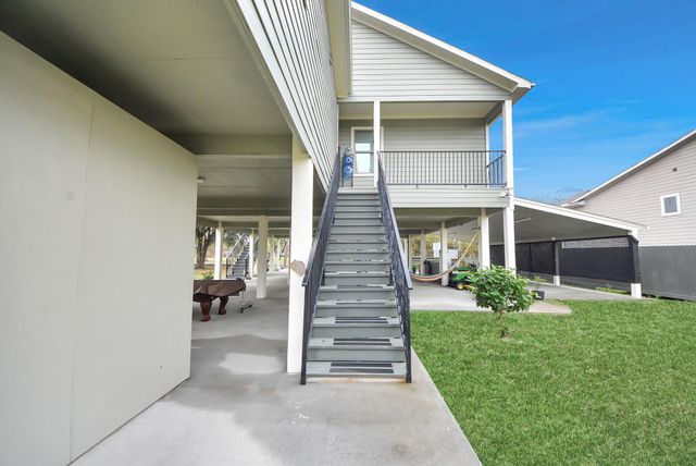 6543 Crestford Lane, Pasadena, TX 77505