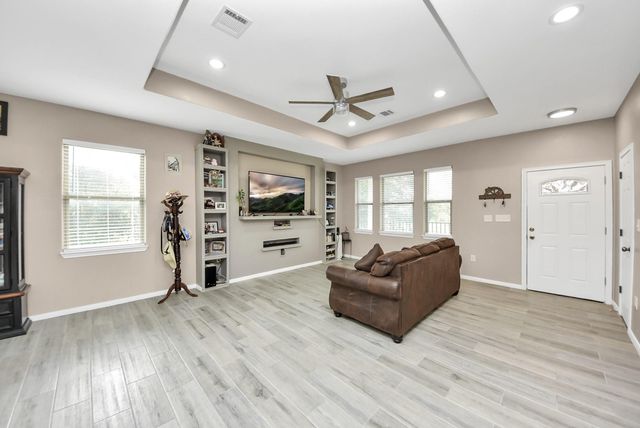 6543 Crestford Lane, Pasadena, TX 77505