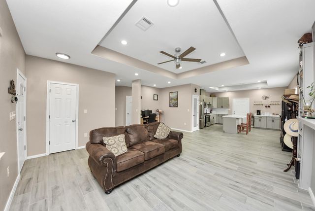 6543 Crestford Lane, Pasadena, TX 77505