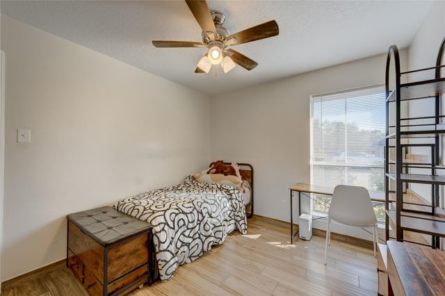 2742 Westchester Circle, Pearland, TX 77584