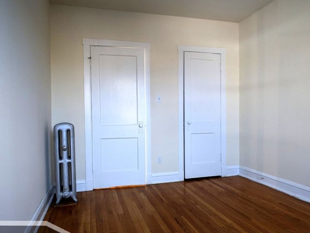 2651 N Spaulding Avenue 2W, Chicago, IL 60647