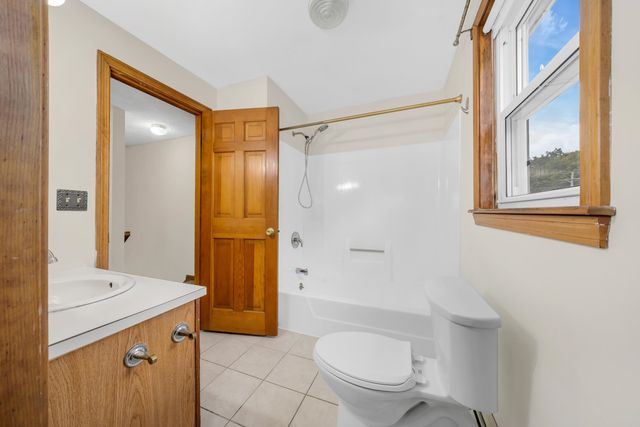 2 Morrison Road, Windham, NH 03087
