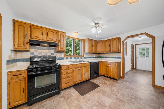 2 Morrison Road, Windham, NH 03087
