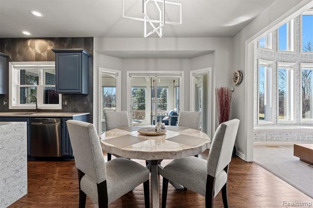 6789 Merrick Drive, Troy, MI 48098