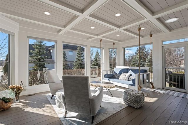 6789 Merrick Drive, Troy, MI 48098