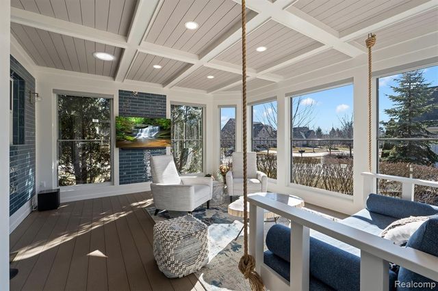 6789 Merrick Drive, Troy, MI 48098