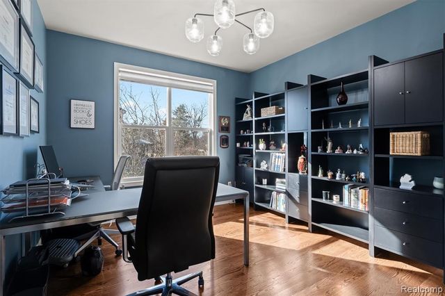 6789 Merrick Drive, Troy, MI 48098