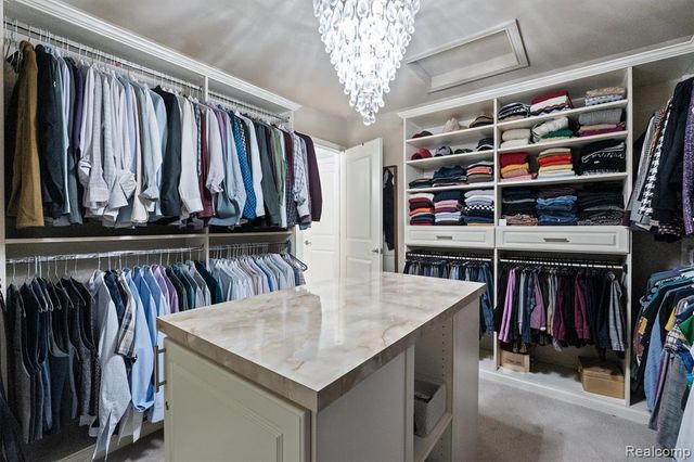 6789 Merrick Drive, Troy, MI 48098