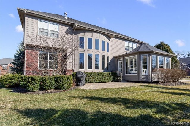 6789 Merrick Drive, Troy, MI 48098