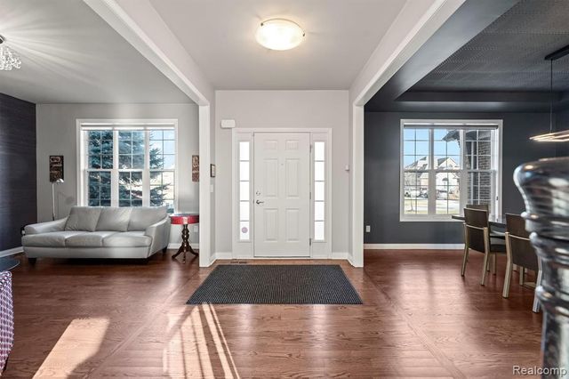 6789 Merrick Drive, Troy, MI 48098