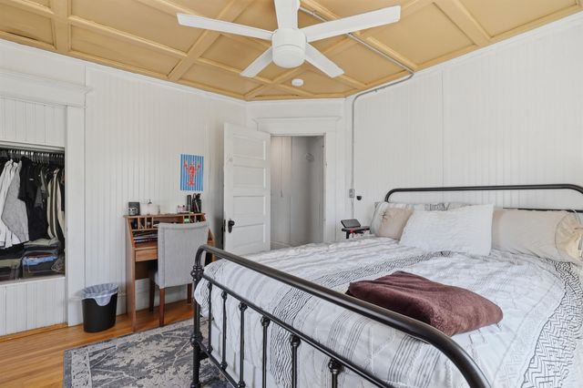 14 Pleasant Street, Plymouth, NH 03264