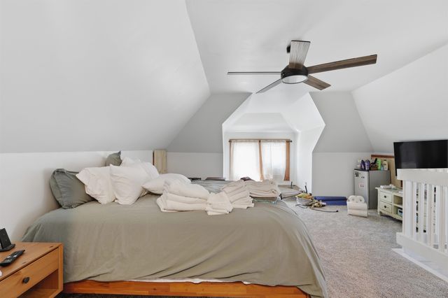 14 Pleasant Street, Plymouth, NH 03264