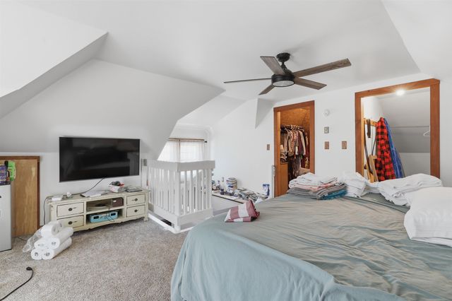 14 Pleasant Street, Plymouth, NH 03264