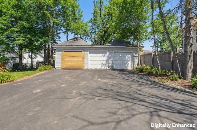 14 Pleasant Street, Plymouth, NH 03264