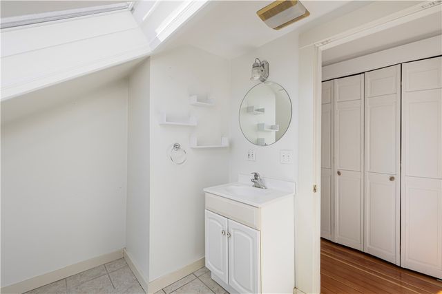 185 Transit Street, Providence, RI 02906