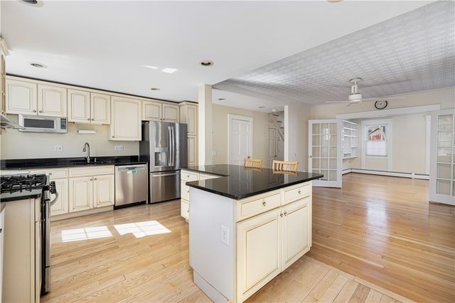 185 Transit Street, Providence, RI 02906