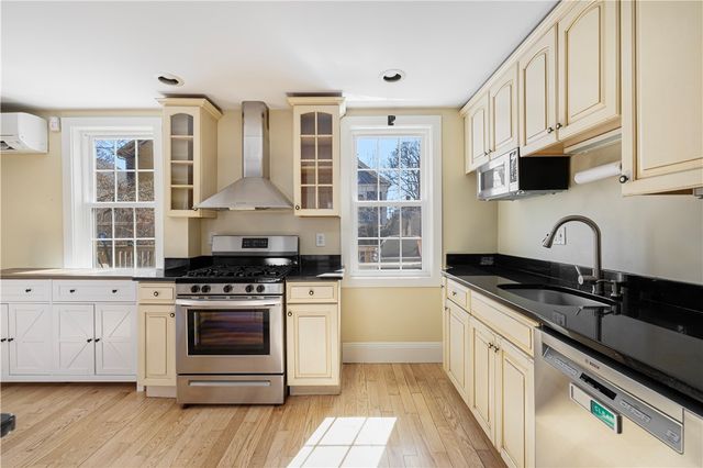 185 Transit Street, Providence, RI 02906