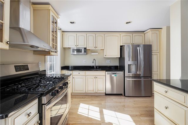 185 Transit Street, Providence, RI 02906